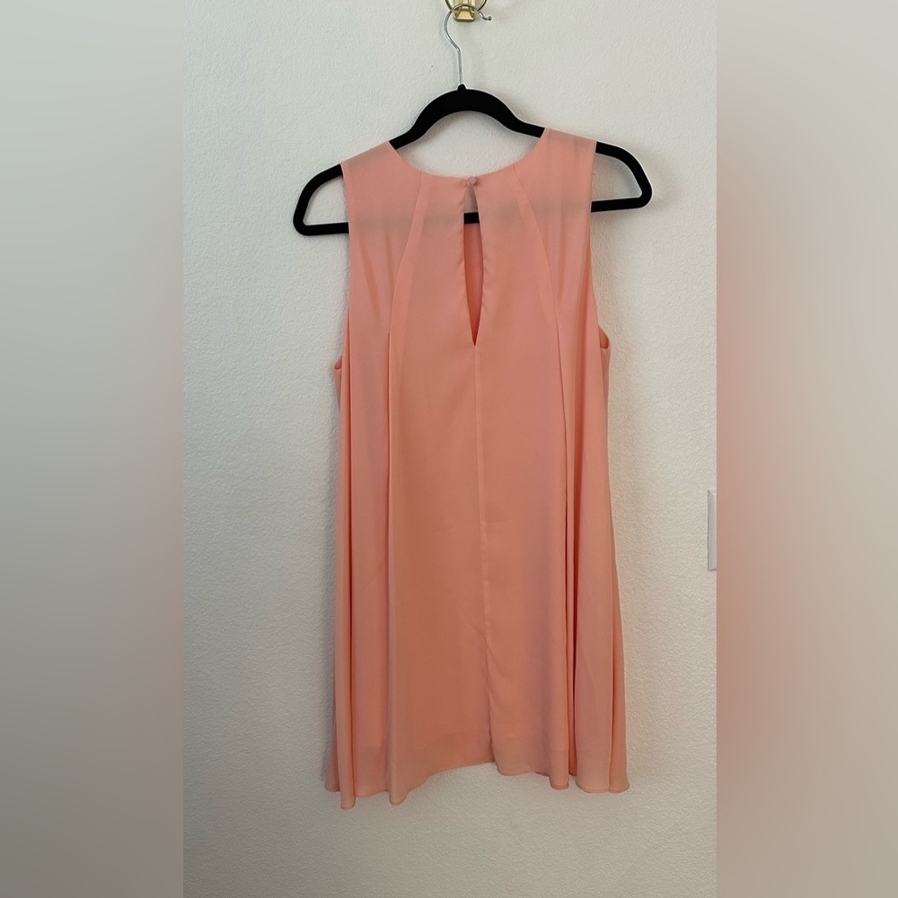 Kaitlyn Coral/Peach Sleeveless Dress Size Medium - Picture 2 of 5
